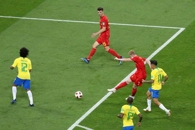 世界杯-丁丁破门 弟媳中柱 巴西上半时0-2比利时
